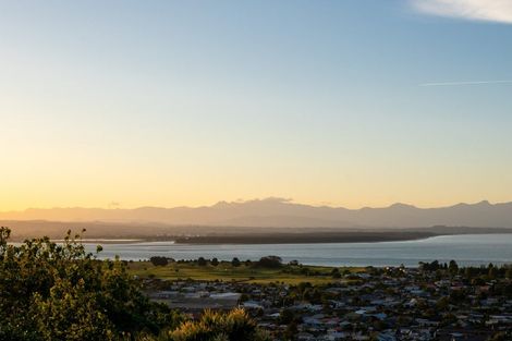 Photo of property in 10a Rangiora Terrace, Tahunanui, Nelson, 7011