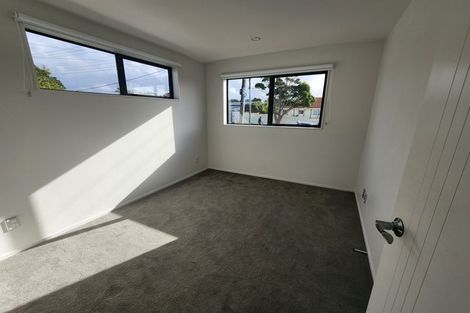 Photo of property in 27 Deep Creek Road, Waiake, Auckland, 0630