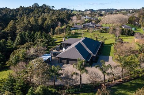 Photo of property in 457 Waitoki Road, Wainui, Silverdale, 0994