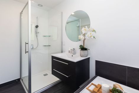 Photo of property in 2/27 Mortlake Street, Islington, Christchurch, 8042