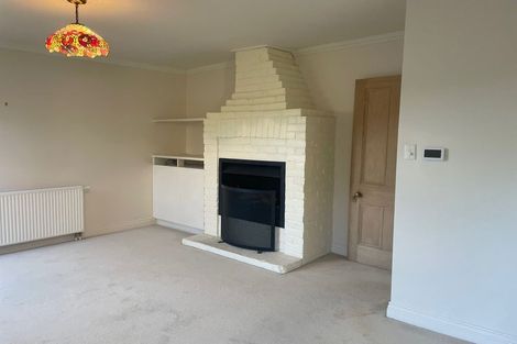 Photo of property in 35 Brownville Crescent, Maori Hill, Dunedin, 9010
