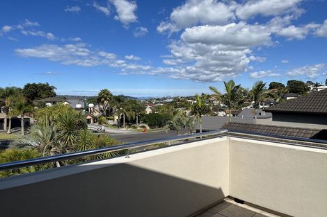 Photo of property in 58 Hogarth Rise, West Harbour, Auckland, 0618