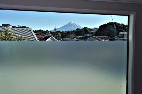 Photo of property in 244a Saint Aubyn Street, New Plymouth, 4310