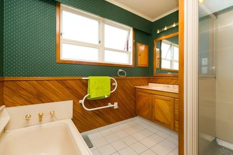 Photo of property in 9 Nevada Drive, Merrilands, New Plymouth, 4312