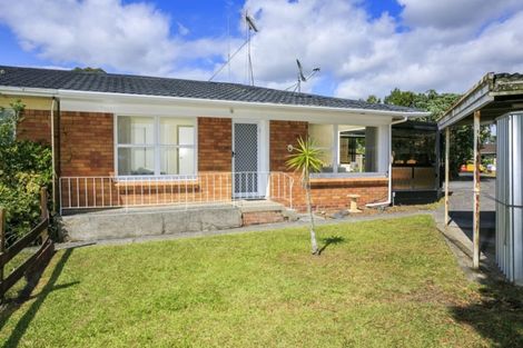 Photo of property in 1/14 Kapiti Place, Sunnynook, Auckland, 0620