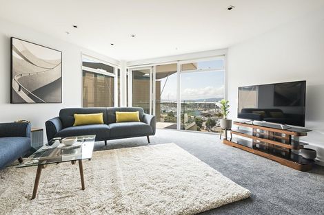 Photo of property in Piermont Apartments, 5b/82 Cable Street, Te Aro, Wellington, 6011