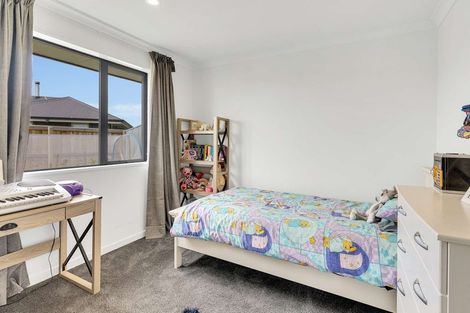 Photo of property in 8 Owen Drive, Darfield, 7510