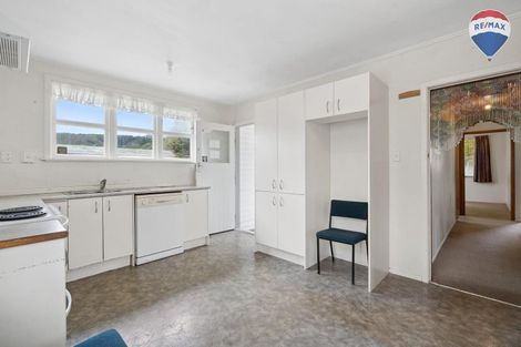 Photo of property in 4 Benge Crescent, Clouston Park, Upper Hutt, 5018