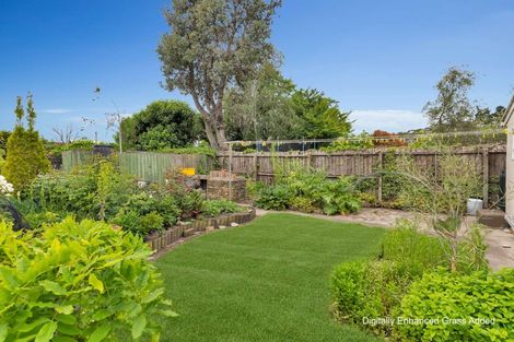 Photo of property in 73 Corson Avenue, Beckenham, Christchurch, 8023