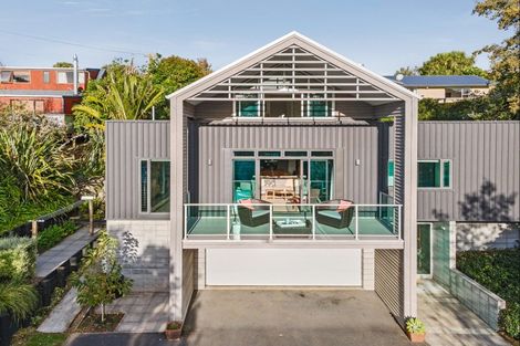 Photo of property in 64a Mcfarlane Street, Oakura, 4314