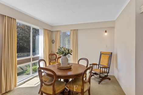 Photo of property in 53 Seddon Street, Waikanae, 5036