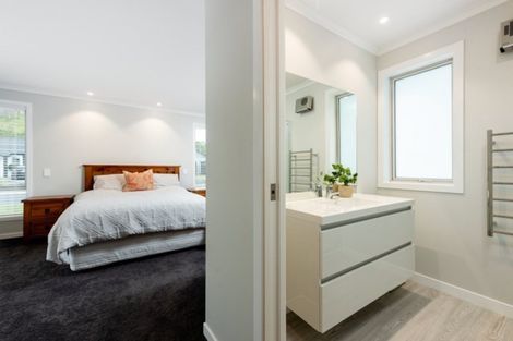 Photo of property in 52 Awataha Crescent, Pyes Pa, Tauranga, 3110