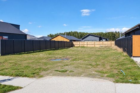 Photo of property in 10 Barton Street, Lake Hawea, 9382