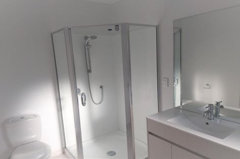 Photo of property in 4/40 Scarlet Oak Drive, Schnapper Rock, Auckland, 0632