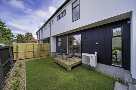 Photo of property in 2/14 Croydon Street, Sydenham, Christchurch, 8023
