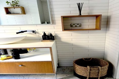 Photo of property in 24 Carnmore Place, Torbay, Auckland, 0630