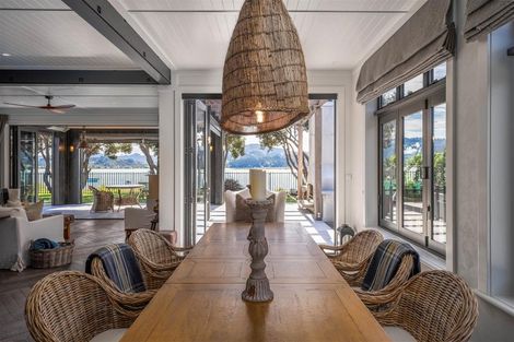 Photo of property in 10 Ida Way, Omaha, 0986