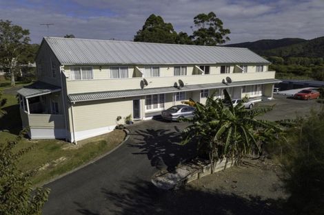 Photo of property in 10 Station Road, Kawakawa, 0210