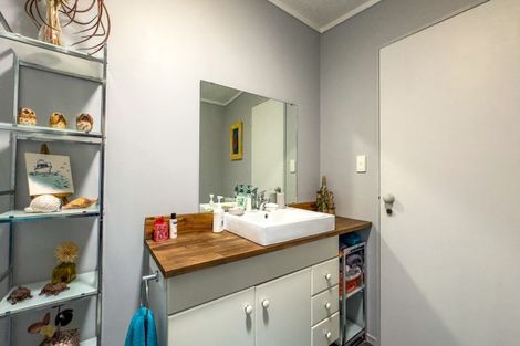 Photo of property in 16 Mcdonald Place, Paeroa, 3600