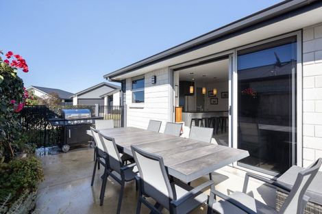 Photo of property in 53 Taioma Close, Papamoa, 3118