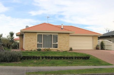 Photo of property in 1 Dorchester Place, Nawton, Hamilton, 3200