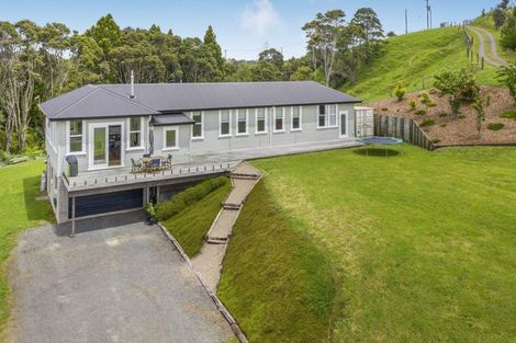 Photo of property in 154 Highridge Road, Clevedon, Papakura, 2582