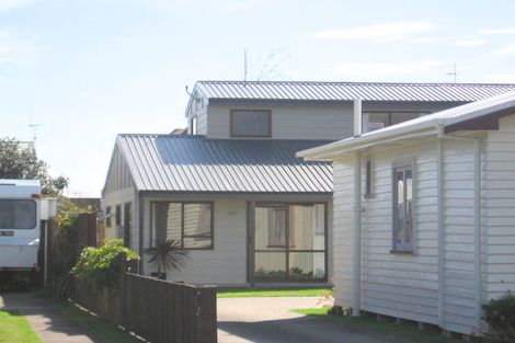 Photo of property in 39a Ngatai Road, Otumoetai, Tauranga, 3110