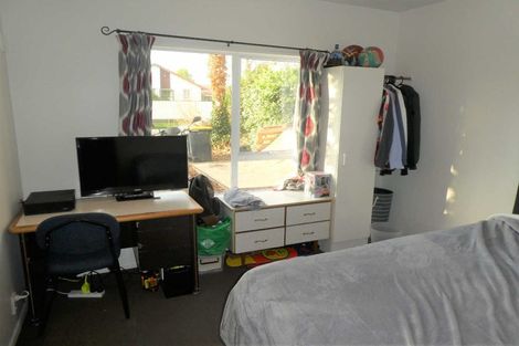 Photo of property in 69 Parkstone Avenue, Ilam, Christchurch, 8041