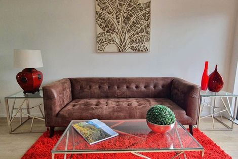 Photo of property in 3 Valour Lane, Papakura, 2110