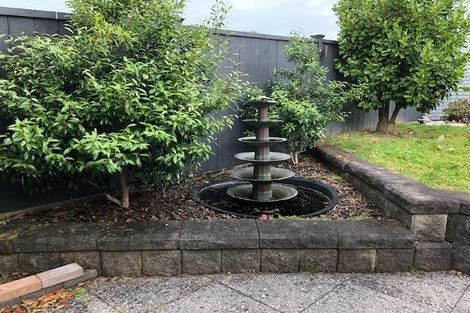 Photo of property in 2/42 Aberdeen Road, Campbells Bay, Auckland, 0620