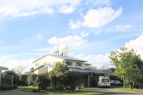 Photo of property in 14 Orchard Place, Lynmore, Rotorua, 3010