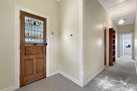 Photo of property in 1 North Avenue, Narrow Neck, Auckland, 0624