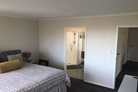 Photo of property in 70 Ngataringa Road, Devonport, Auckland, 0624