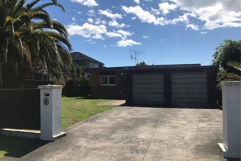 Photo of property in 5 Tudor Place, Mount Maunganui, 3116