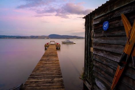 Photo of property in 155 Kawaha Point Road, Kawaha Point, Rotorua, 3010