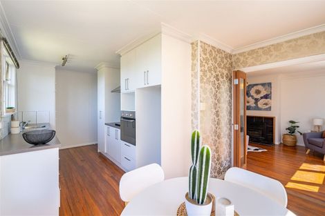 Photo of property in 27 Hanlon Street, Halfway Bush, Dunedin, 9010