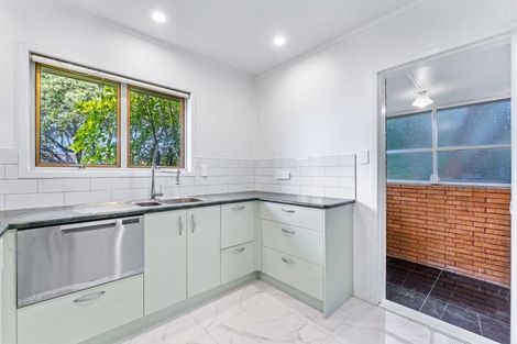 Photo of property in 1/55 Nile Road, Milford, Auckland, 0620