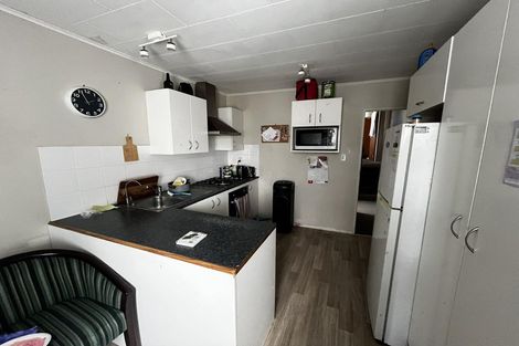 Photo of property in 2a Robson Street, Stokes Valley, Lower Hutt, 5019