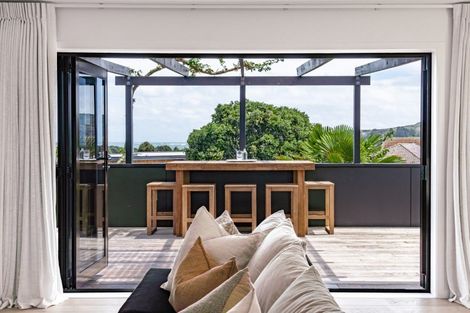 Photo of property in 10c Long Street, Raglan, 3225