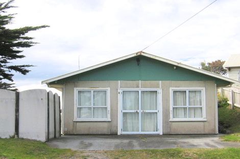 Photo of property in 5 Dustin Street, Foxton Beach, Foxton, 4815