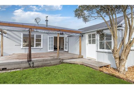 Photo of property in 1/43 Hay Street, Bromley, Christchurch, 8062