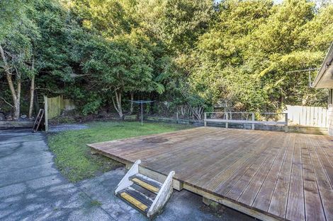 Photo of property in 48 Cardiff Crescent, Cannons Creek, Porirua, 5024