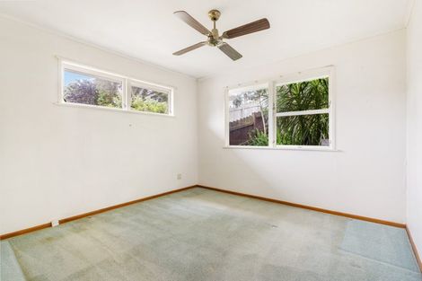 Photo of property in 33 Compton Street, Hillcrest, Auckland, 0627