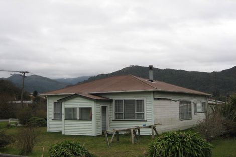 Photo of property in 744 Seven Mile Road, Runanga, 7803