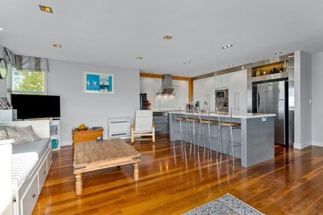 Photo of property in 41 Prospect Terrace, Milford, Auckland, 0620