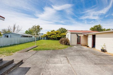 Photo of property in 39 Alexandra Street, Marton, 4710
