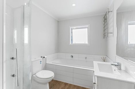 Photo of property in 4 Gallipoli Place, Paraparaumu, 5032