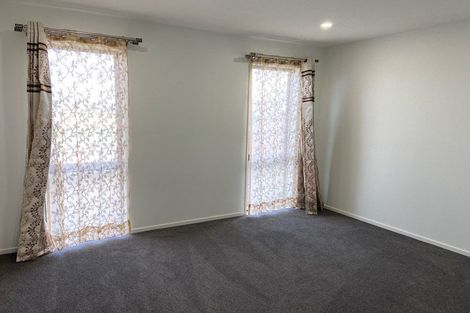 Photo of property in 6 Crosado Place, Rolleston, 7614