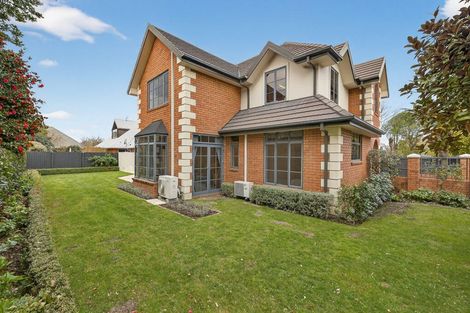 Photo of property in 106 Hamilton Avenue, Ilam, Christchurch, 8041