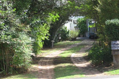 Photo of property in 40 View Road, Campbells Bay, Auckland, 0630